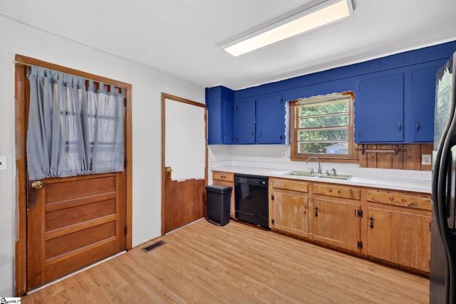 112 Michael Drive, Piedmont, SC 29673