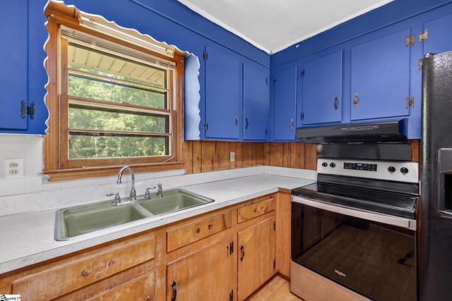 112 Michael Drive, Piedmont, SC 29673