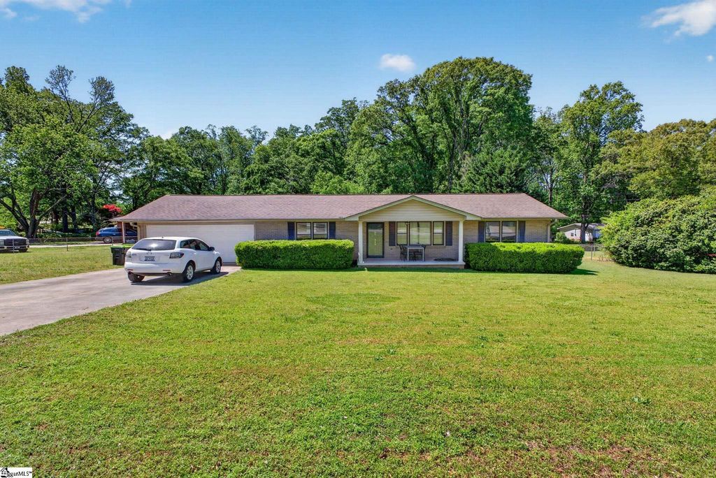 112 Michael Drive, Piedmont, SC 29673