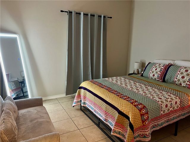 3205 Turkey Springs Dr, Corpus Christi, TX 78414