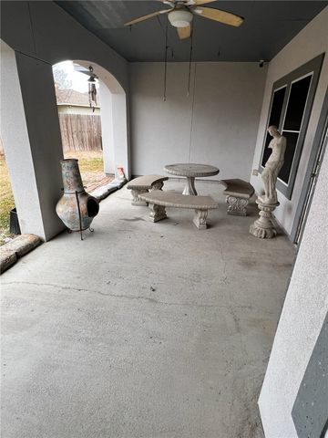 3205 Turkey Springs Dr, Corpus Christi, TX 78414