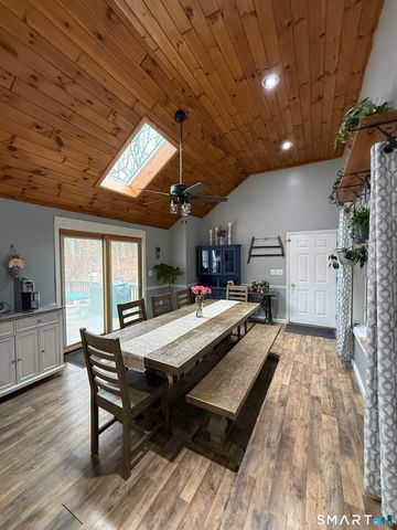 436 Providence Pike, Putnam, CT 06260