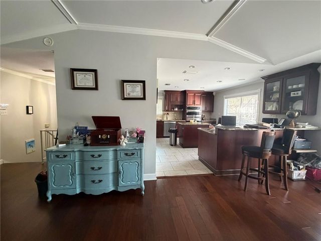 5505 White Pine Drive, Mobile, AL 36693