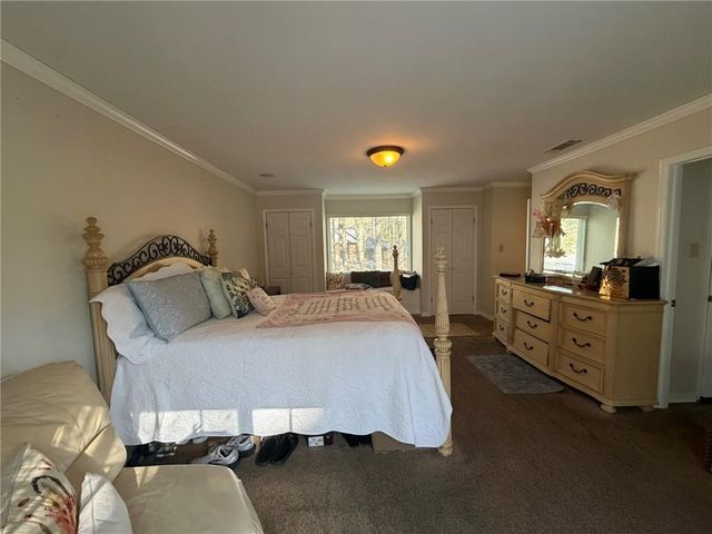 5505 White Pine Drive, Mobile, AL 36693