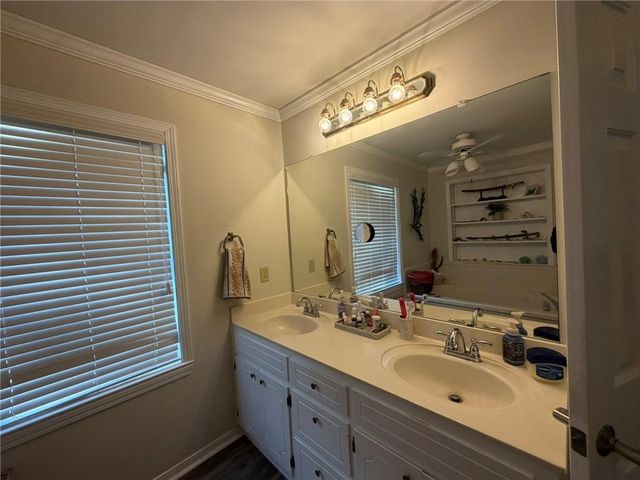 5505 White Pine Drive, Mobile, AL 36693