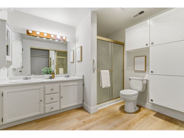 1621 Ne 113TH St, Vancouver, WA 98686