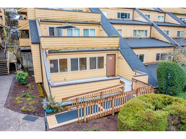 1621 Ne 113TH St, Vancouver, WA 98686