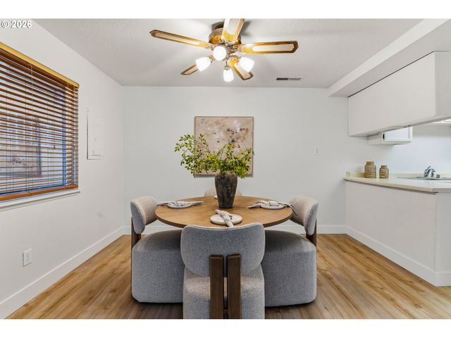 1621 Ne 113TH St, Vancouver, WA 98686