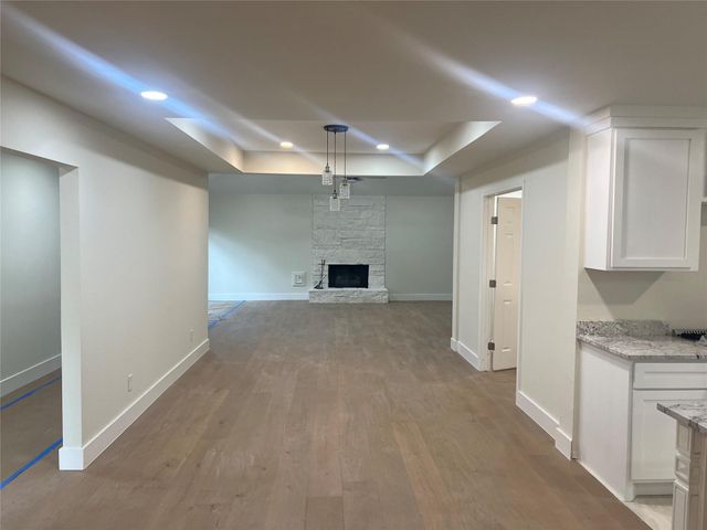 963 Coachlight, Houston, TX 77077
