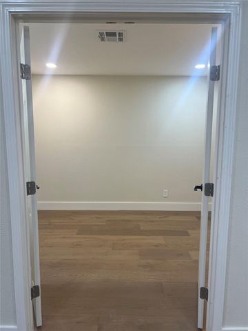 963 Coachlight, Houston, TX 77077