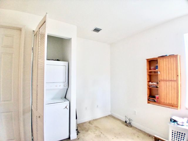 247 Lake Monterey Circle, Boynton Beach, FL 33426