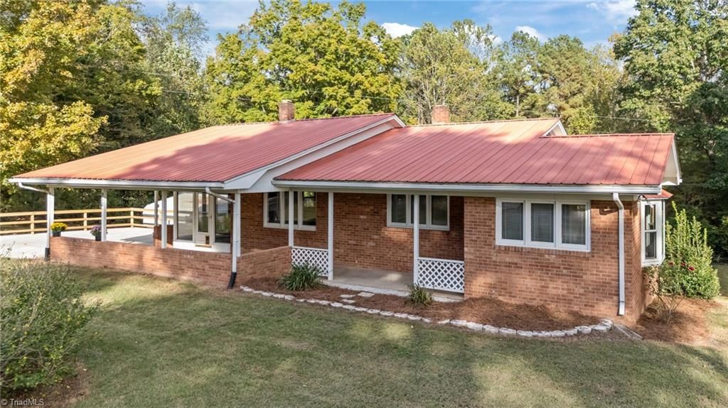 958 Louya Road, Lexington, NC 27292