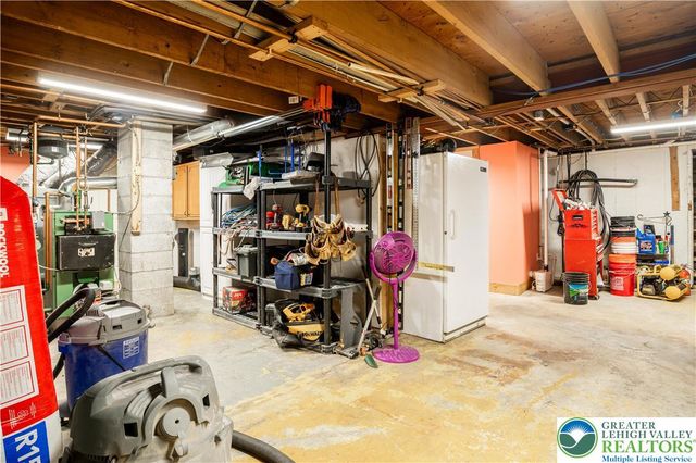 4043 Manor Drive, Hamilton Twp, PA 18360