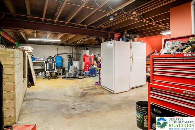4043 Manor Drive, Hamilton Twp, PA 18360