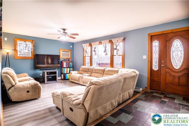 4043 Manor Drive, Hamilton Twp, PA 18360