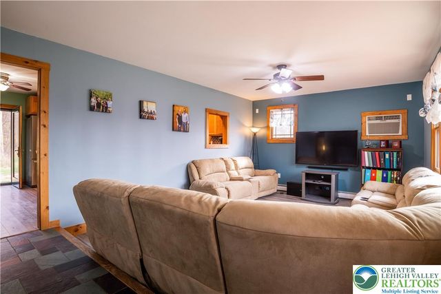 4043 Manor Drive, Hamilton Twp, PA 18360