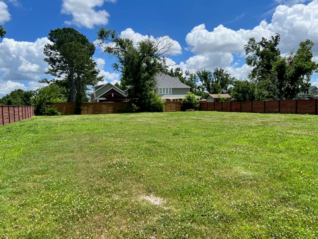 228 Lot 2 NW G, Bentonville, AR 72712