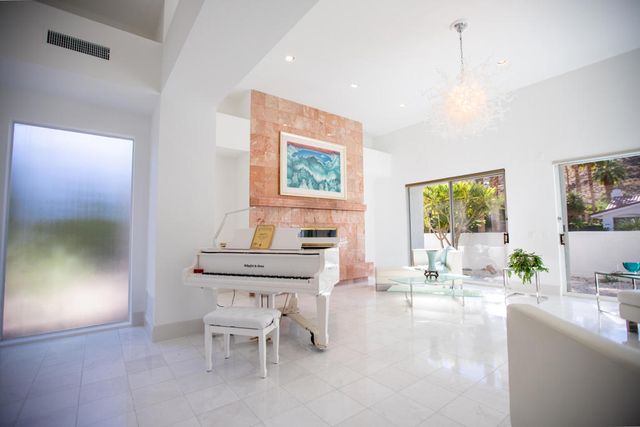 64910 Montevideo Way, Palm Springs, CA 92264