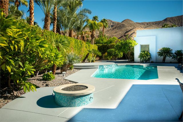 64910 Montevideo Way, Palm Springs, CA 92264