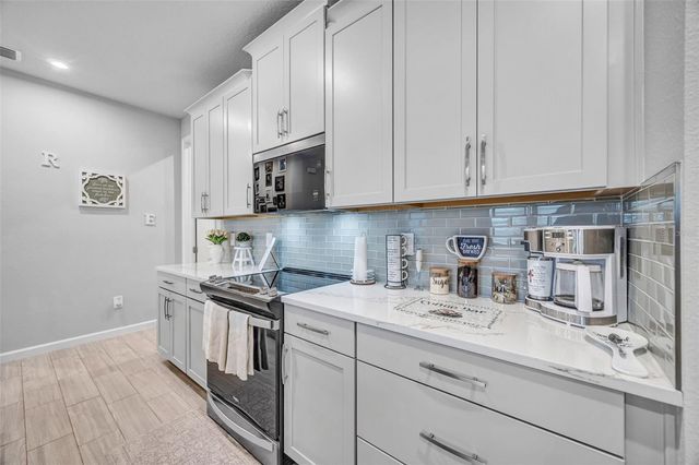 5886 TIMBERDALE AVENUE, Wesley Chapel, FL 33545