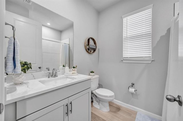 5886 TIMBERDALE AVENUE, Wesley Chapel, FL 33545