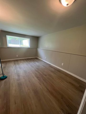 4375 Trindel Way, Columbus, OH 43231
