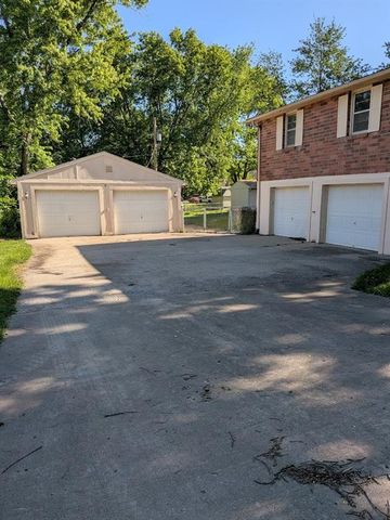 712 NE 113 Terrace, Kansas City, MO 64155