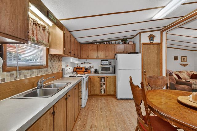 16571 SE 102ND COURT ROAD, Summerfield, FL 34491