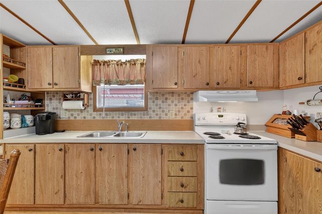 16571 SE 102ND COURT ROAD, Summerfield, FL 34491