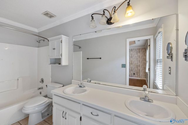 1589 Old Railroad Bed Road, Harvest, AL 35749
