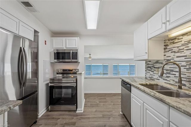 786 N First ST, Hampton, VA 23664