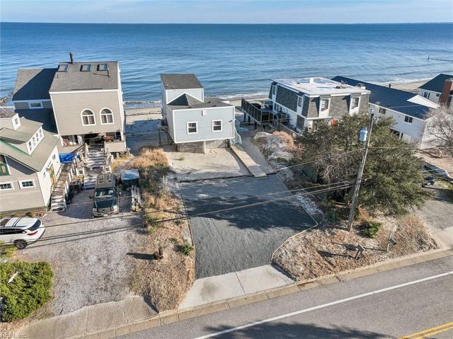 786 N First ST, Hampton, VA 23664