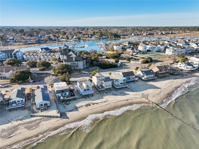 786 N First ST, Hampton, VA 23664