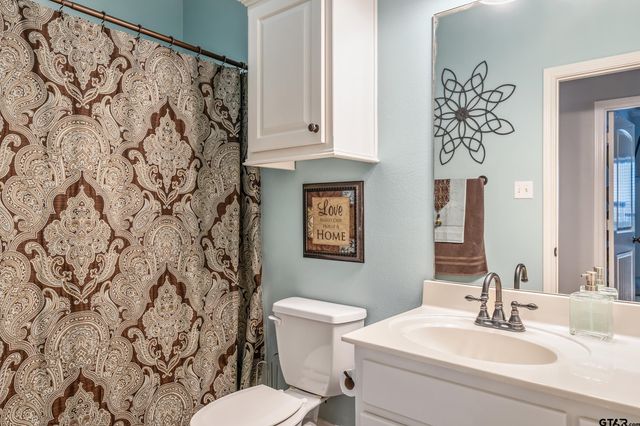 3972 Chapel Woods Blvd, Tyler, TX 75707