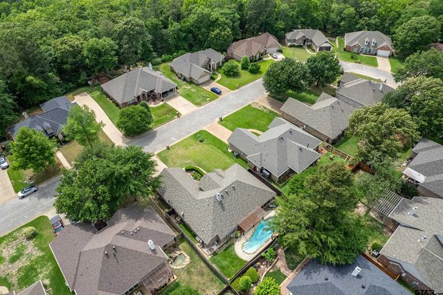 3972 Chapel Woods Blvd, Tyler, TX 75707
