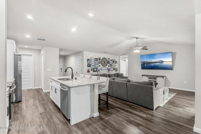 171 District Street SE, Palm Bay, FL 32909