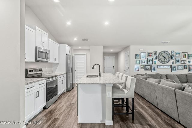 171 District Street SE, Palm Bay, FL 32909