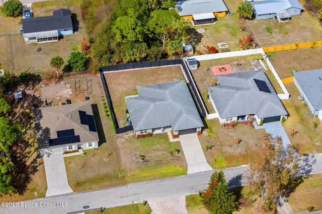 171 District Street SE, Palm Bay, FL 32909