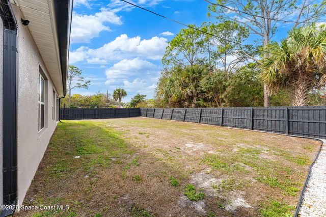 171 District Street SE, Palm Bay, FL 32909