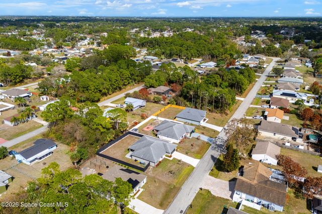 171 District Street SE, Palm Bay, FL 32909