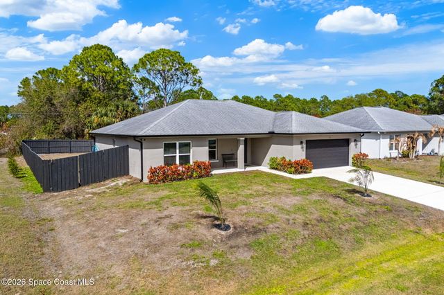 171 District Street SE, Palm Bay, FL 32909