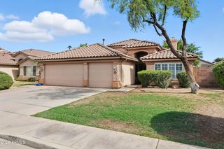 702 W SCOTT Avenue, Gilbert, AZ 85233