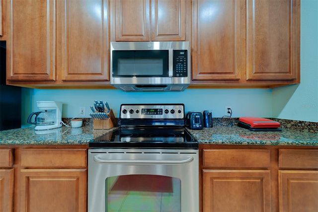 7901 SEMINOLE BOULEVARD 1205, Seminole, FL 33772