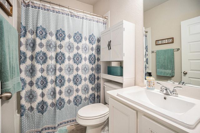 167 Lucky Manor Lane, La Porte, TX 77571