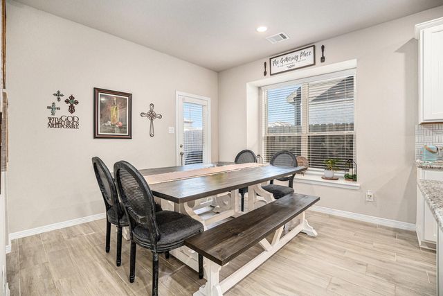 167 Lucky Manor Lane, La Porte, TX 77571