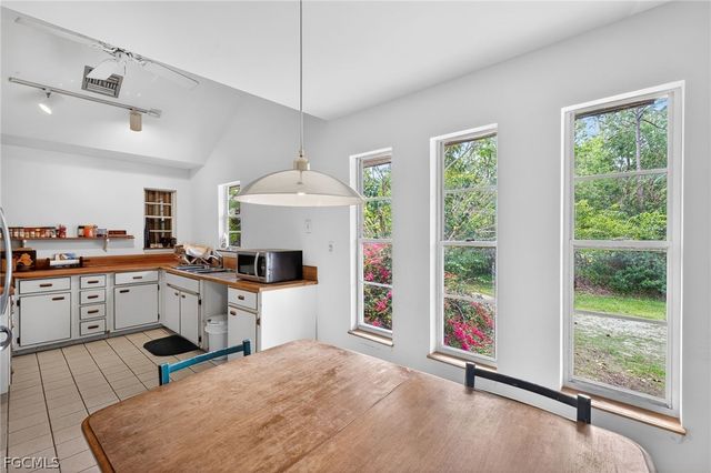 11580 Palomino LN, Fort Myers, FL 33912