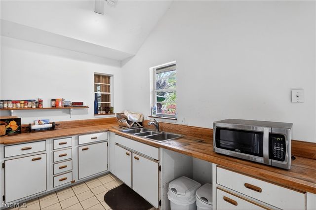 11580 Palomino LN, Fort Myers, FL 33912