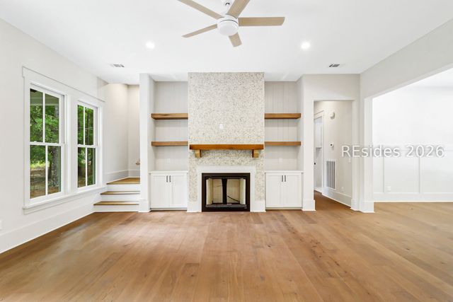 12 Oldfield Village Rd, Bluffton, SC 29909