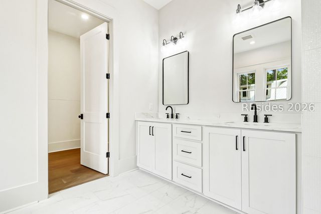 12 Oldfield Village Rd, Bluffton, SC 29909