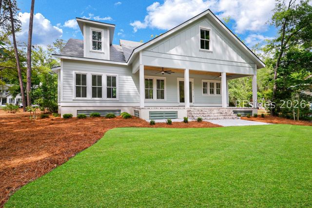 12 Oldfield Village Rd, Bluffton, SC 29909